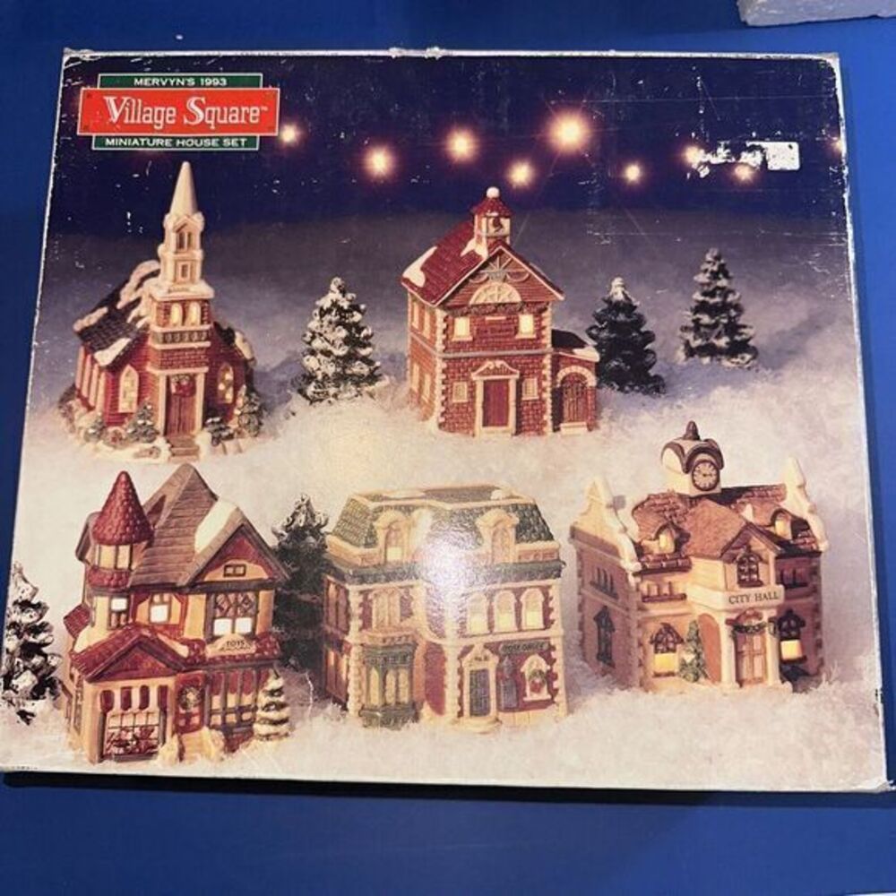 Mervyn's‎ 1994 Village Square 5-piece Miniature House Set, w/cord, IOB